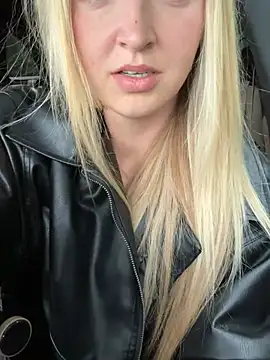 emilypeperoni online show from July 22, 2026, 5:59 pm