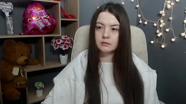 Snapshot of MavkaCute chatting on February 17, 2026, 7:00 pm MavkaCute online show from February 17, 2026, 7:00 pm