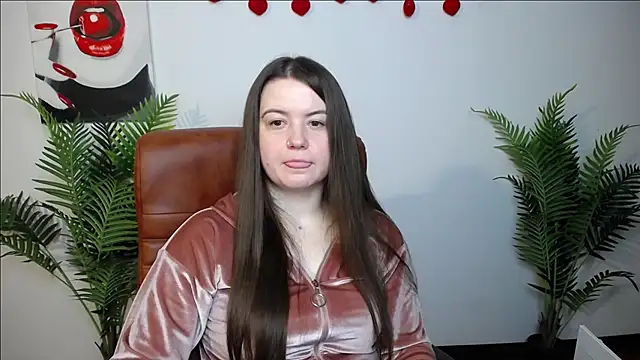 Snapshot of MavkaCute chatting on February 22, 2026, 7:37 pm MavkaCute online show from February 22, 2026, 7:37 pm