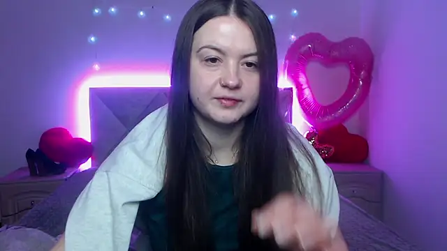 Snapshot of MavkaCute chatting on February 16, 2026, 7:12 pm MavkaCute online show from February 16, 2026, 7:12 pm