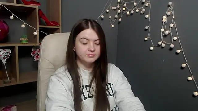 Snapshot of MavkaCute chatting on February 10, 2026, 7:24 pm MavkaCute online show from February 10, 2026, 7:24 pm