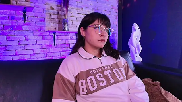 Snapshot of kitty_malach chatting on February 28, 2026, 2:55 am kitty malach online show from February 28, 2026, 2:55 am