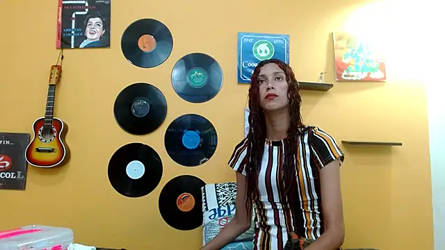 skinnyverus18 online show from September 21, 2025, 6:57 pm