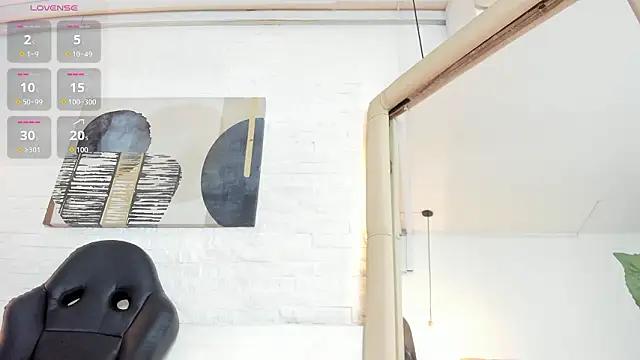 Snapshot of Sarah_GothicGirl chatting on February 4, 2026, 8:15 pm Sarah GothicGirl online show from February 4, 2026, 8:15 pm