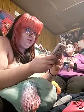 GoddessDess online show from May 3, 2026, 1:11 am