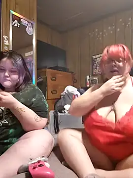 GoddessDess online show from May 17, 2026, 12:32 am