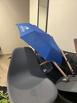 MacaW09 online show from February 12, 2026, 11:15 pm