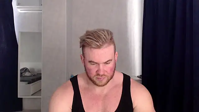 Snapshot of ThorHemsworthRU chatting on February 17, 2025, 12:05 pm ThorHemsworthRU online show from February 17, 2025, 12:05 pm
