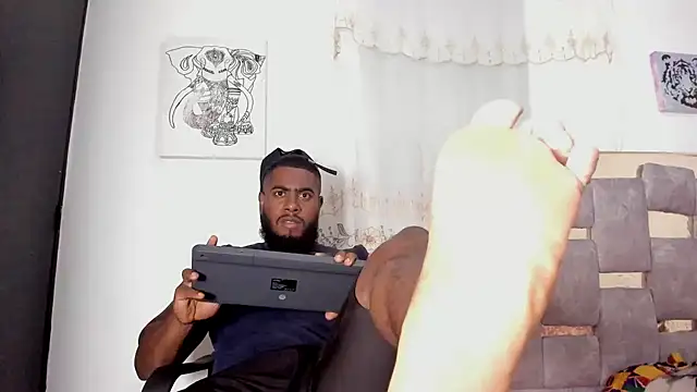 Snapshot of lebron_million chatting on February 16, 2026, 1:04 am lebron million online show from February 16, 2026, 1:04 am