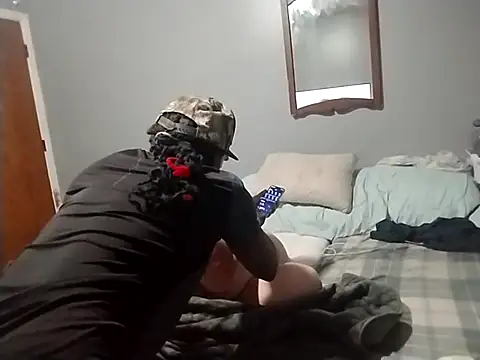 Snapshot of Dick2long87 chatting on November 30, 2025, 1:17 am Dick2long87 online show from November 30, 2025, 1:17 am