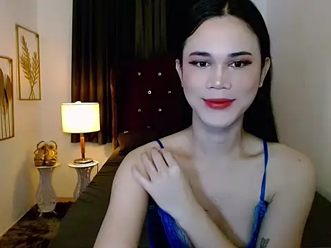 Snapshot of airyloove chatting on October 10, 2025, 11:05 pm airyloove online show from October 10, 2025, 11:05 pm