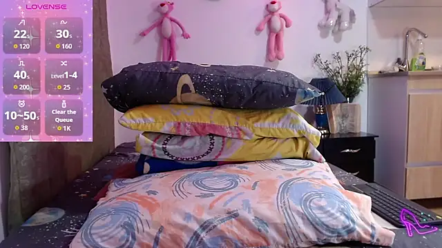 AllysonStonne online show from February 26, 2026, 2:55 am