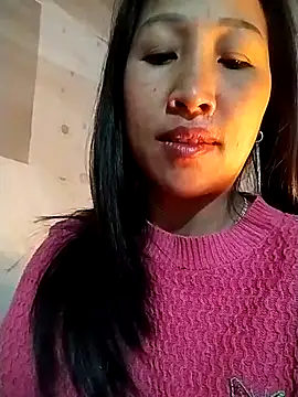 cute love00 online show from January 7, 2026, 11:32 pm