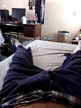 Snapshot of ReyesSau chatting on November 4, 2025, 3:38 pm ReyesSau online show from November 4, 2025, 3:38 pm