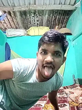 Snapshot of sexofbro chatting on October 25, 2025, 8:46 am sexofbro online show from October 25, 2025, 8:46 am