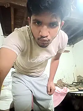 Snapshot of sexofbro chatting on September 28, 2025, 8:43 am sexofbro online show from September 28, 2025, 8:43 am