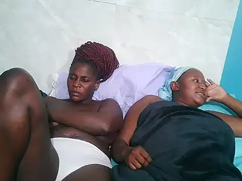 Snapshot of MatureGoddess_ chatting on March 1, 2026, 10:10 pm MatureGoddess online show from March 1, 2026, 10:10 pm