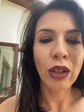 AlyaRei online show from May 8, 2026, 1:48 pm