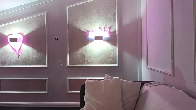 Snapshot of AlyaRei chatting on November 28, 2025, 9:04 pm AlyaRei online show from November 28, 2025, 9:04 pm