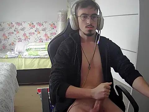 TurkYasura online show from October 8, 2025, 8:38 am