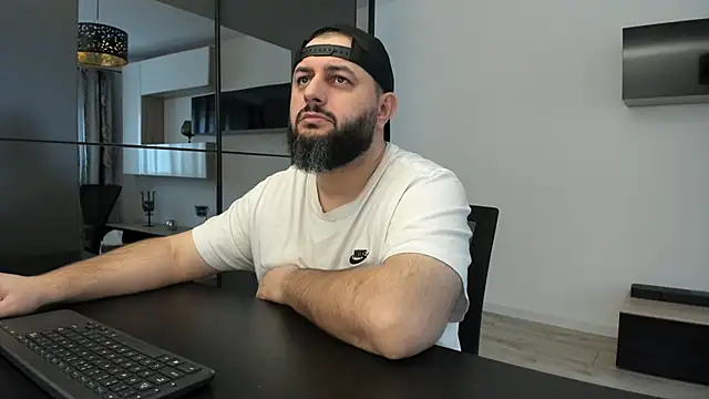 DravenPeak online show from November 23, 2025, 10:47 am