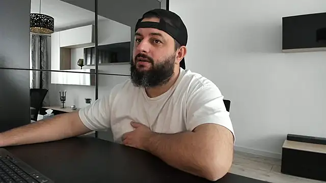 DravenPeak online show from October 15, 2025, 10:56 am