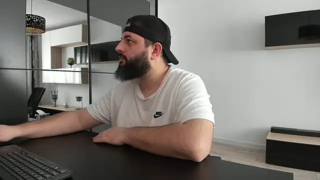 DravenPeak online show from December 19, 2025, 12:18 pm