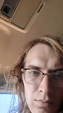 Snapshot of BlondeyMiyMiy chatting on September 21, 2025, 11:10 pm BlondeyMiyMiy online show from September 21, 2025, 11:10 pm