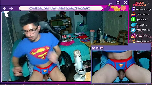 Snapshot of HarddMikee chatting on July 25, 2026, 4:53 am HarddMikee online show from July 25, 2026, 4:53 am