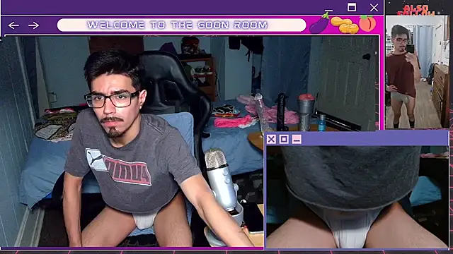 Snapshot of HarddMikee chatting on August 1, 2026, 11:25 pm HarddMikee online show from August 1, 2026, 11:25 pm