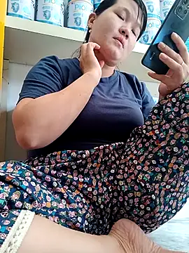 Snapshot of _Babyrose_ chatting on October 8, 2025, 5:20 am Babyrose online show from October 8, 2025, 5:20 am