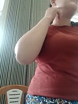 Snapshot of _Babyrose_ chatting on October 20, 2025, 6:04 am Babyrose online show from October 20, 2025, 6:04 am