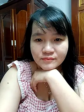 Snapshot of _Babyrose_ chatting on October 18, 2025, 4:09 pm Babyrose online show from October 18, 2025, 4:09 pm