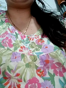 Snapshot of _Babyrose_ chatting on November 21, 2025, 2:27 pm Babyrose online show from November 21, 2025, 2:27 pm