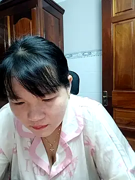 Snapshot of _Babyrose_ chatting on October 13, 2025, 3:57 pm Babyrose online show from October 13, 2025, 3:57 pm