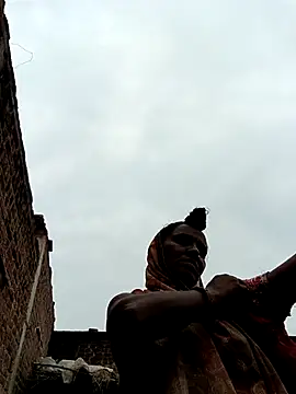 Pinky12A online show from October 29, 2025, 10:25 am