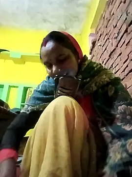 Pinky12A online show from January 12, 2026, 11:42 pm