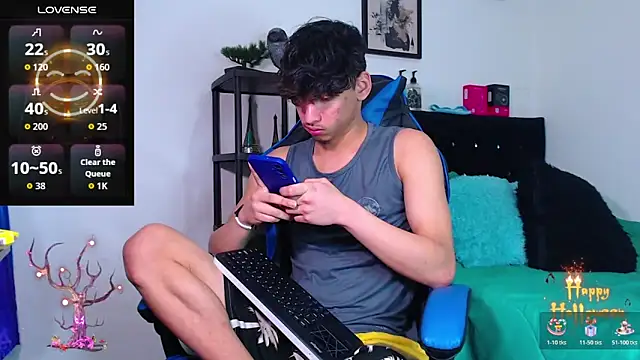 Gael Jones online show from October 29, 2025, 6:12 am