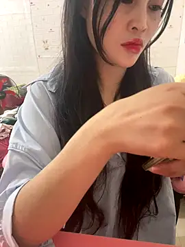 Lissa xinh09 online show from November 15, 2025, 6:50 am