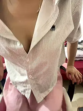 Lissa xinh09 online show from November 14, 2025, 3:10 am