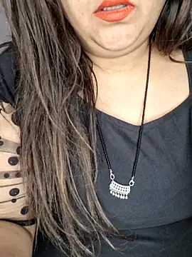 indian-hotmilfs online show from January 14, 2026, 9:07 pm