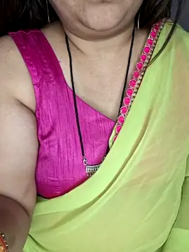 indian-hotmilfs online show from January 15, 2026, 6:33 pm