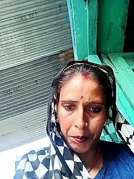 Arti13A online show from June 7, 2026, 1:44 am