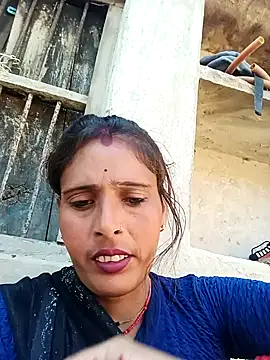 Snapshot of Arti13A chatting on February 15, 2026, 9:41 am Arti13A online show from February 15, 2026, 9:41 am