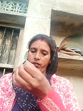 Snapshot of Arti13A chatting on February 25, 2026, 1:17 am Arti13A online show from February 25, 2026, 1:17 am