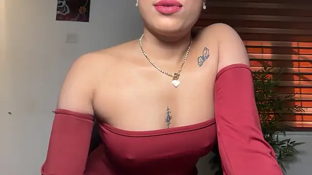 Snapshot of LucytheDevilQueen chatting on July 26, 2026, 3:24 am LucytheDevilQueen online show from July 26, 2026, 3:24 am
