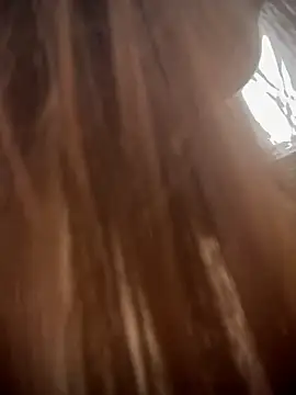 littleqiu online show from September 18, 2025, 7:55 am