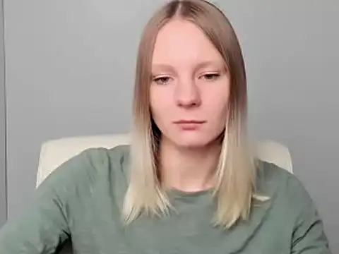 Snapshot of Kassandra_XX chatting on September 20, 2025, 5:12 am Kassandra XX online show from September 20, 2025, 5:12 am