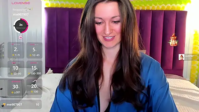 Joan Nelson online show from April 3, 2026, 8:43 am