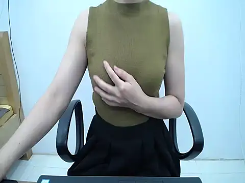  Lady- online show from April 7, 2026, 8:10 pm